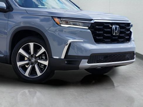 Used 2025 Honda Pilot Touring image 30