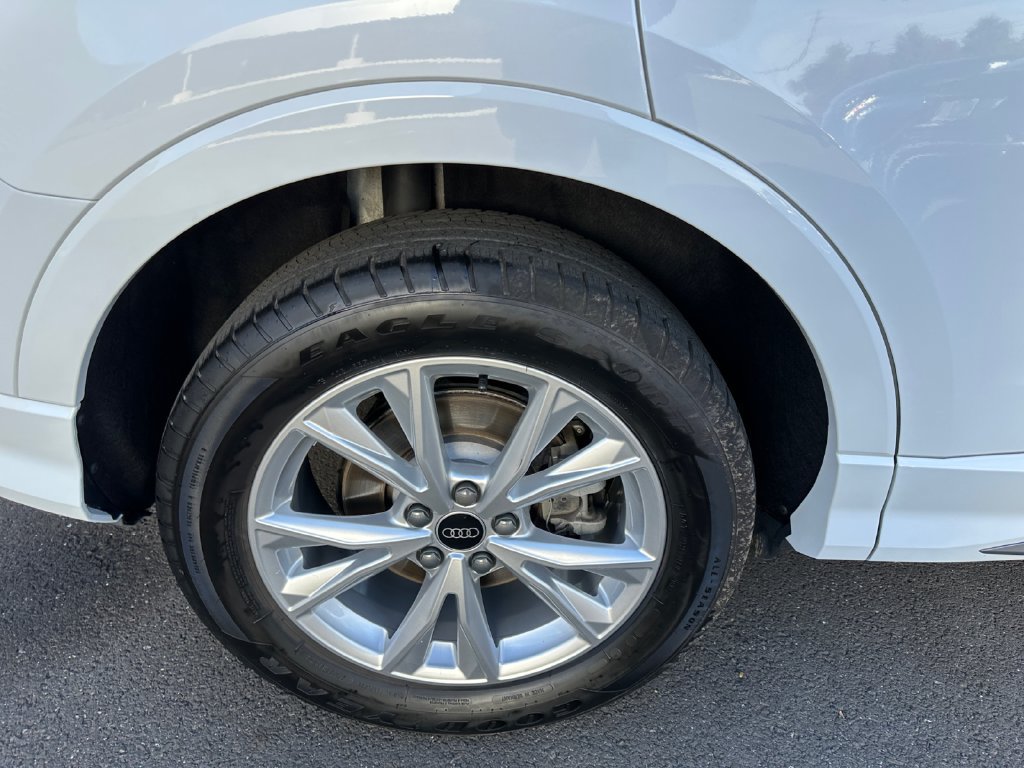 Certified 2024 Audi Q3 2.0T Premium Plus w/ Premium Plus Package AWD/4WD image 18