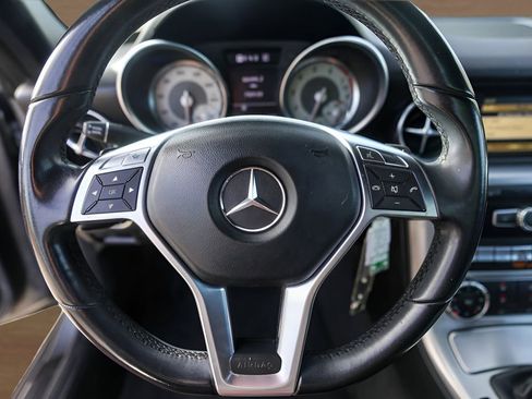 Used 2012 Mercedes-Benz SLK 350 image 11