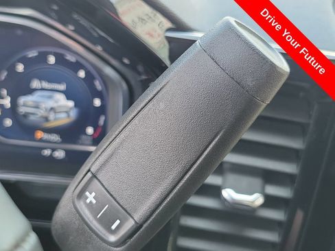 Used 2025 Chevrolet Silverado 1500 LT RWD image 13