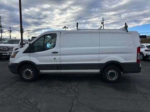 Used 2019 Ford Transit 150 130 Low Roof image 8