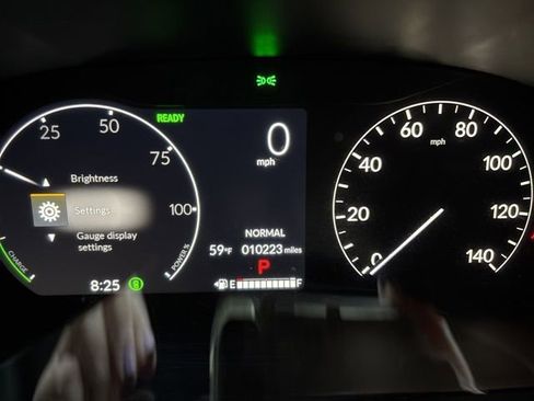 Certified 2025 Honda CR-V Sport image 15