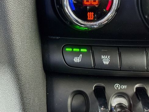 Used 2015 MINI Cooper 2-Door Hardtop image 21