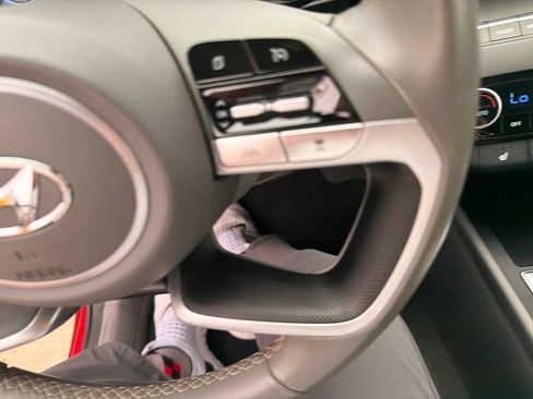 Used 2023 Hyundai Elantra SEL w/ Convenience Package FWD image 22