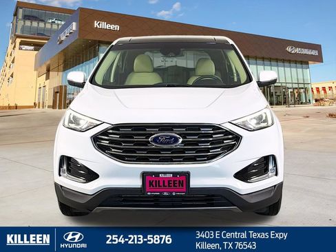 Used 2019 Ford Edge SEL w/ Equipment Group 201A FWD image 2