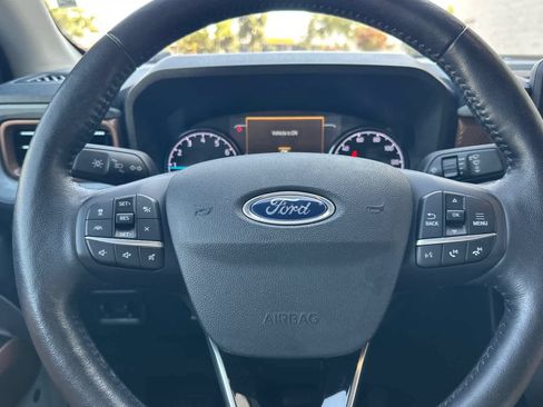 Certified 2022 Ford Maverick Lariat w/ Lariat Luxury Package AWD/4WD image 23