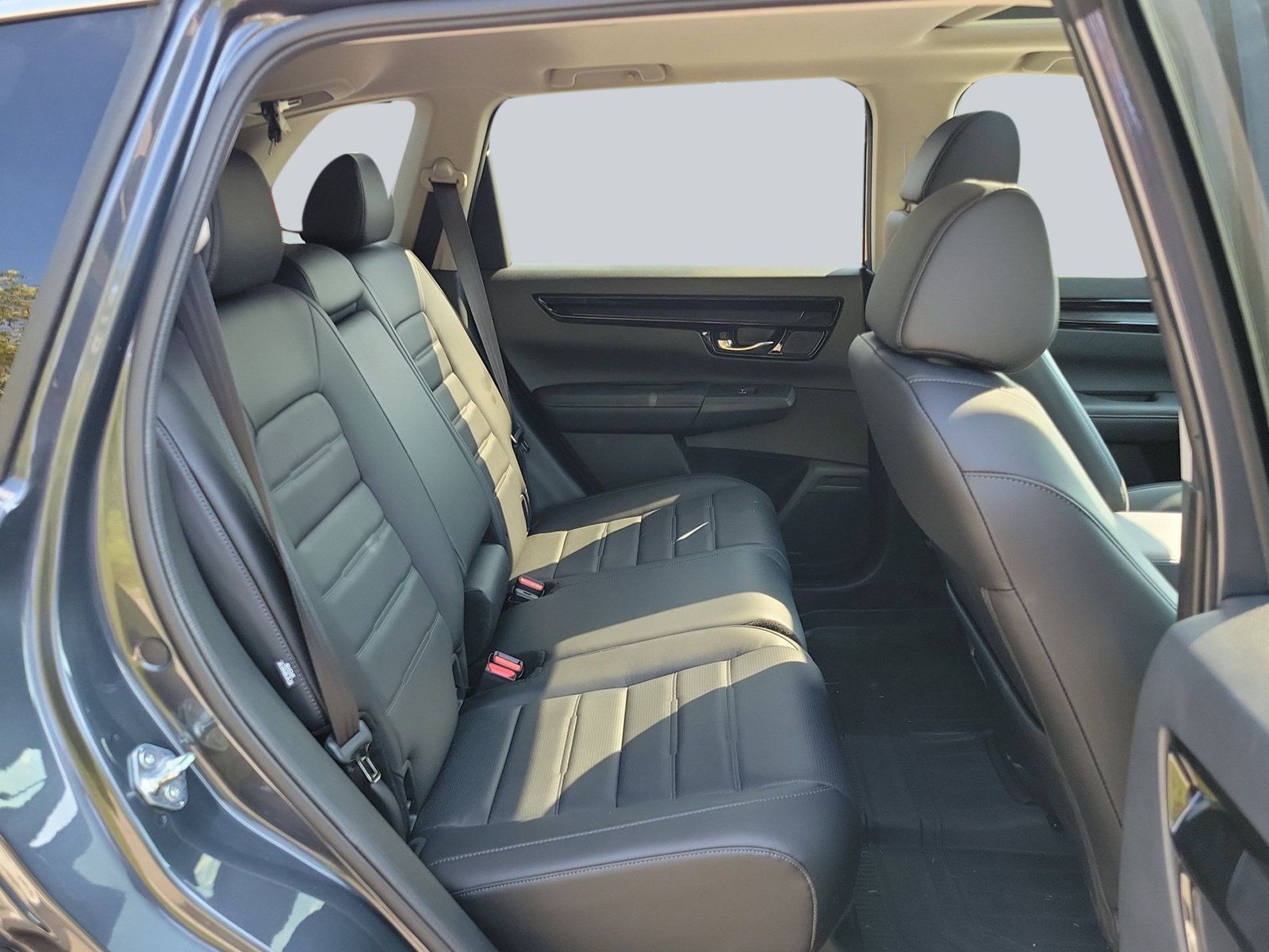 Used 2025 Honda CR-V EX-L image 34