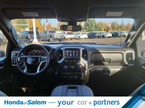 Used 2022 Chevrolet Silverado 2500 LTZ w/ LTZ Plus Package image 10