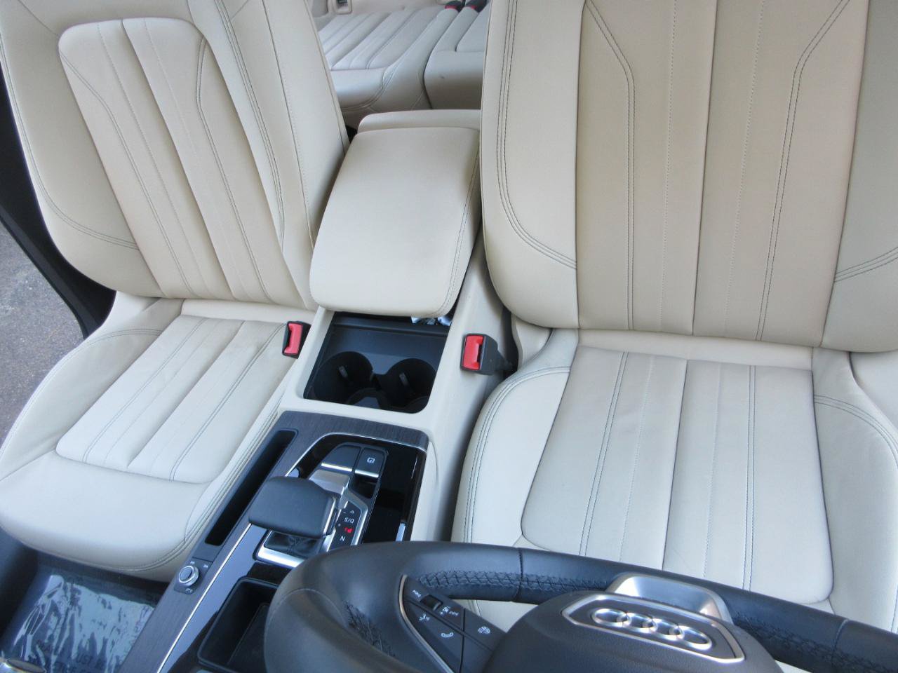Used 2023 Audi Q5 2.0T Premium w/ Convenience Package AWD/4WD image 15