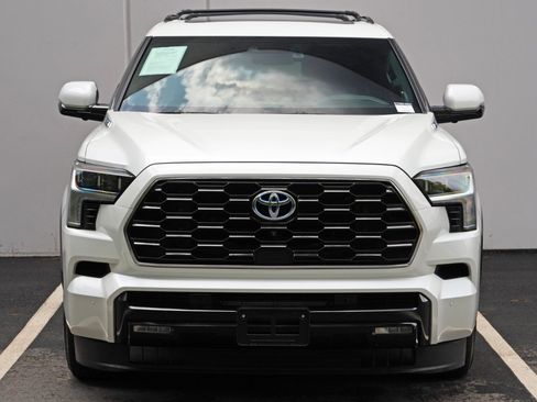 Used 2023 Toyota Sequoia Platinum AWD/4WD image 52
