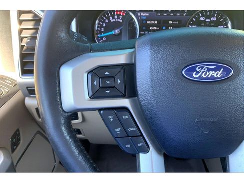 Used 2020 Ford F250 Lariat w/ Lariat Ultimate Package image 13