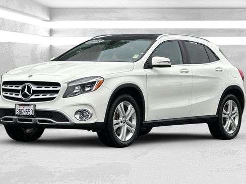 Used 2018 Mercedes-Benz GLA 250 4MATIC image 8