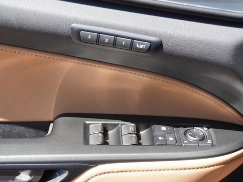Used 2024 Lexus NX 250 FWD w/ Towing Package (2000 Lbs) image 23