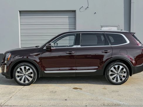 Used 2022 Kia Telluride S AWD/4WD image 12
