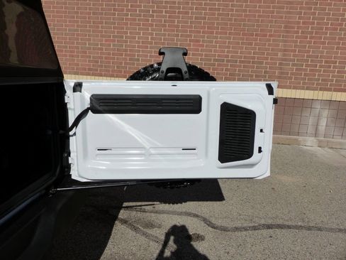 Used 2025 Ford Bronco Outer Banks AWD/4WD image 51