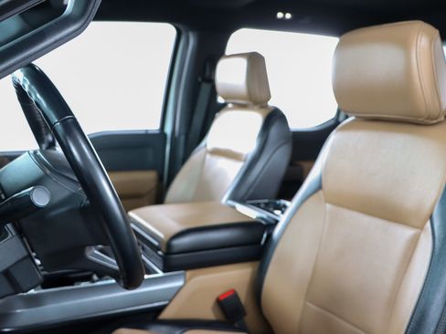 Used 2023 Ford F150 Lariat image 25