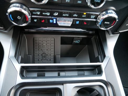 New 2026 Ford F350 Lariat w/ FX4 Off-Road Package image 21