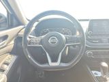 Used 2020 Nissan Altima 2.5 SR w/ Premium Package image 3