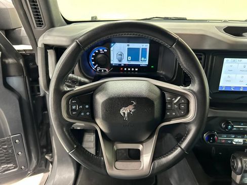 Certified 2022 Ford Bronco Big Bend w/ Sasquatch Package AWD/4WD image 16