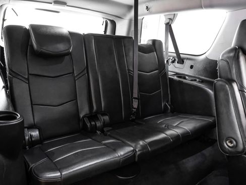 Used 2015 Cadillac Escalade ESV Premium AWD/4WD image 37