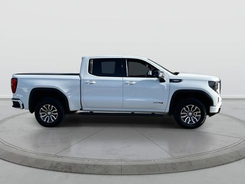 Used 2023 GMC Sierra 1500 AT4 w/ Technology Package AWD/4WD image 9