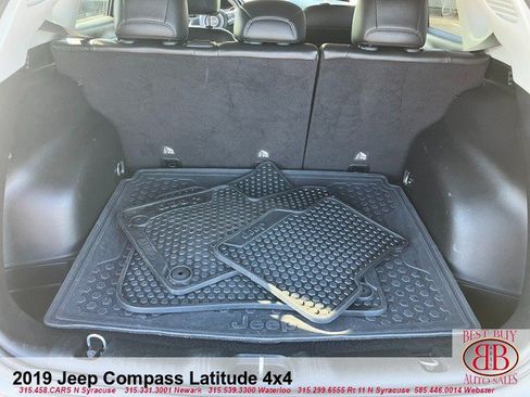 Used 2019 Jeep Compass Latitude w/ Popular Equipment Group AWD/4WD image 12