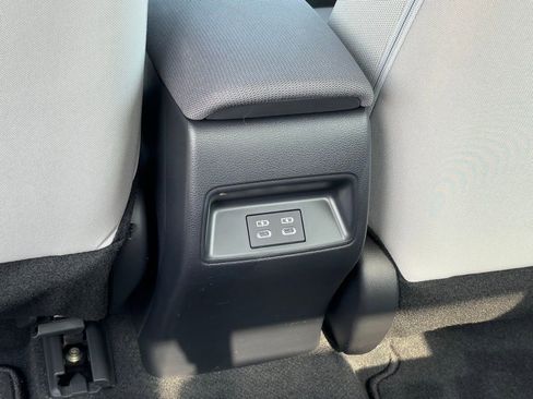 Used 2026 Toyota Corolla LE image 13