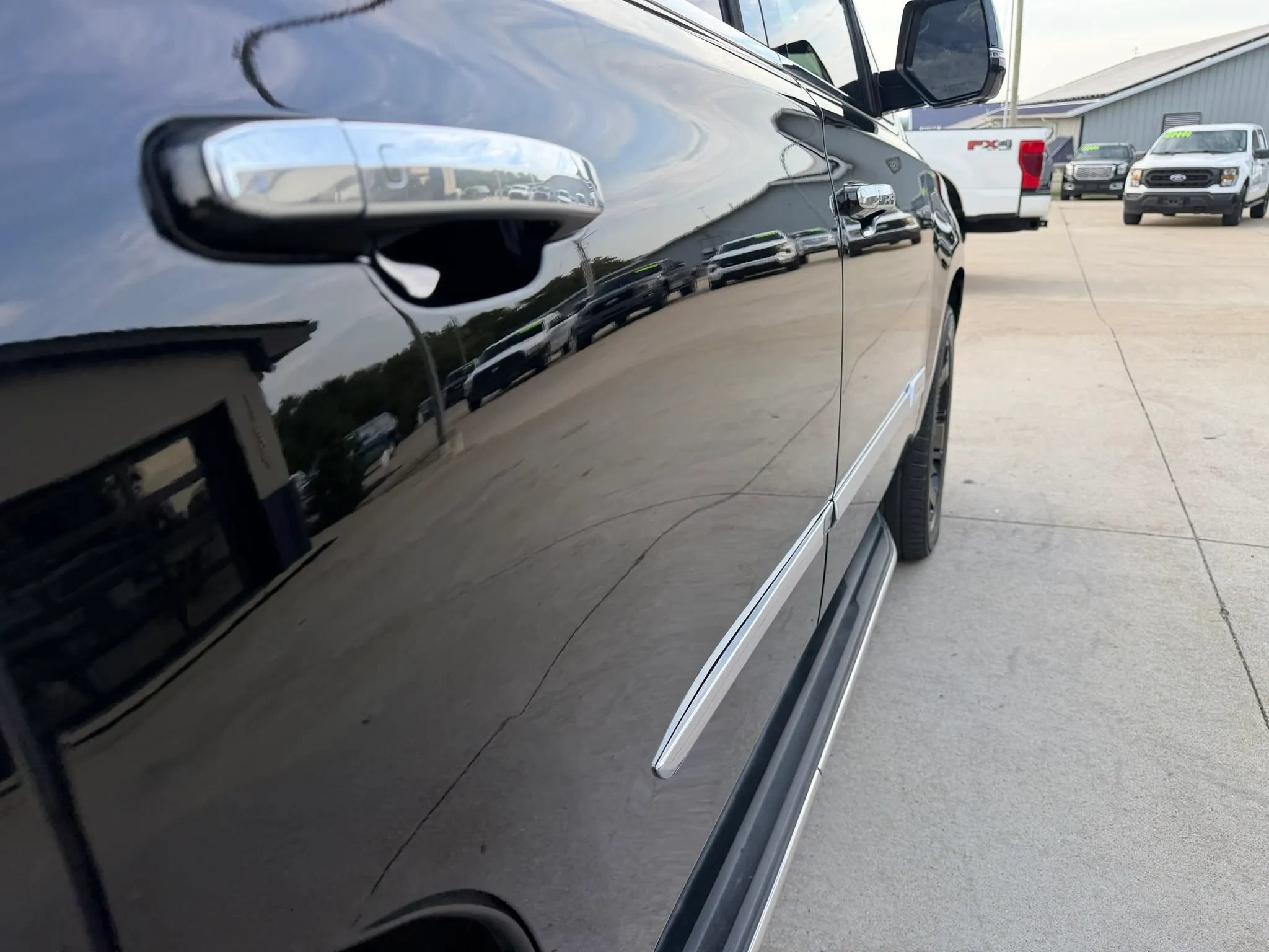 Used 2019 Cadillac Escalade Luxury AWD/4WD image 65