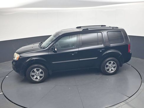 Used 2011 Honda Pilot Touring image 18
