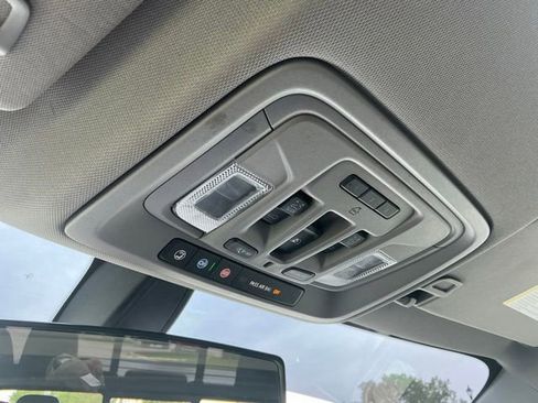 Used 2020 Chevrolet Silverado 1500 LT Trail Boss AWD/4WD image 30