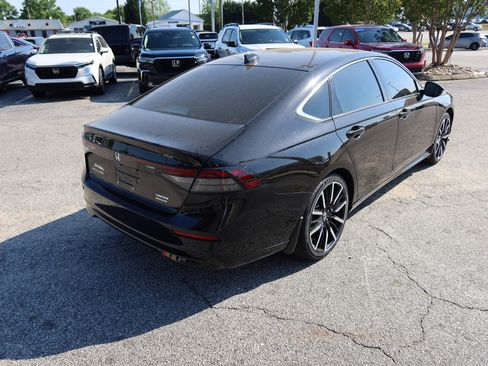 Certified 2023 Honda Accord Touring image 4