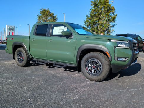 New 2026 Nissan Frontier Pro-X w/ Pro-X Convenience Package image 2
