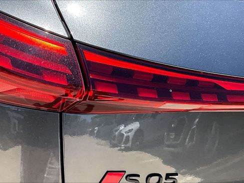 New 2026 Audi SQ5 Premium Plus AWD/4WD image 14
