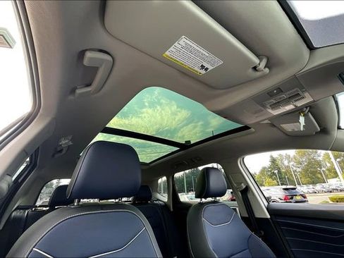 New 2025 Volkswagen Taos SEL image 25