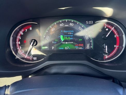 Used 2024 Toyota RAV4 XLE Premium image 14