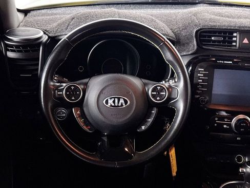 Used 2014 Kia Soul + w/ Audio Package image 13