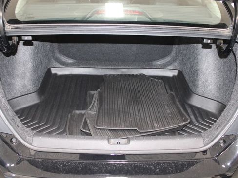 Used 2016 Honda Civic Touring image 13