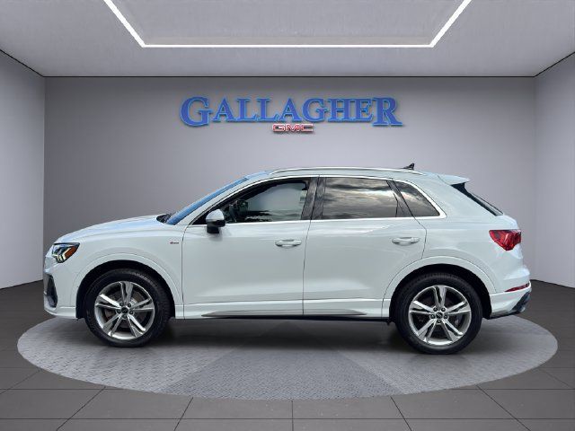 Used 2021 Audi Q3 2.0T Premium Plus w/ Premium Plus Package AWD/4WD image 9