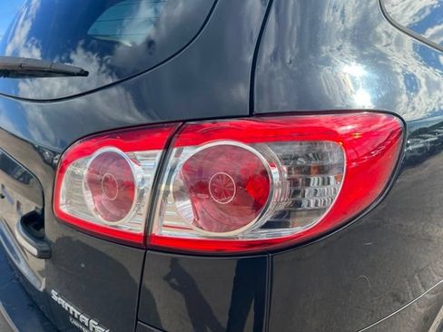 Used 2010 Hyundai Santa Fe Limited AWD/4WD image 11
