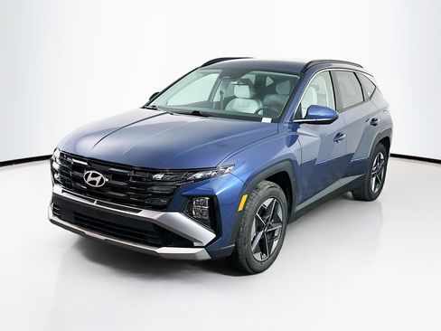 Used 2025 Hyundai Tucson SEL FWD image 3