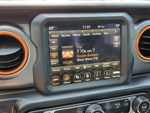 Used 2020 Jeep Gladiator Mojave AWD/4WD image 29