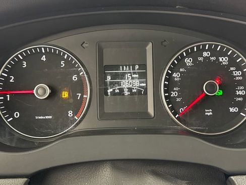 Used 2014 Volkswagen Jetta SEL FWD image 28