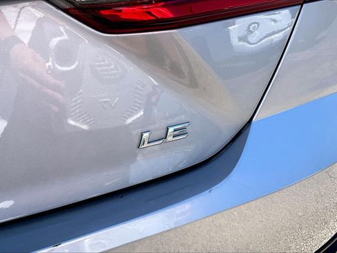 Used 2025 Toyota Camry LE FWD image 8