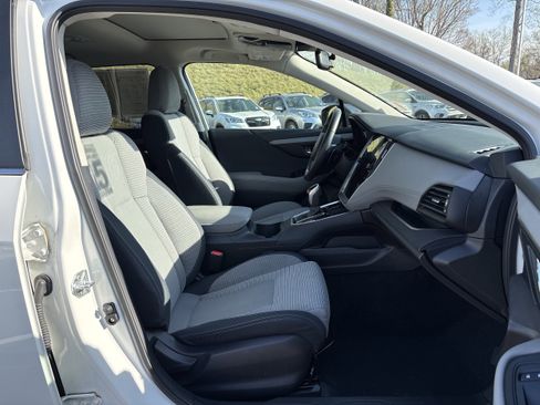 Certified 2025 Subaru Outback Premium image 29