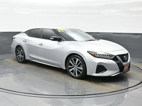 Used 2022 Nissan Maxima SV w/ Floor Mat Group image 8