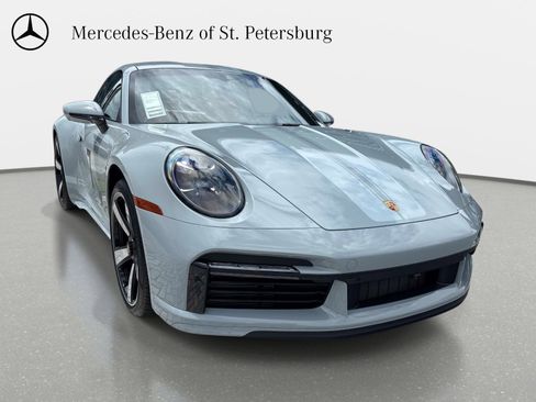 Used 2023 Porsche 911 Sport Classic RWD image 8