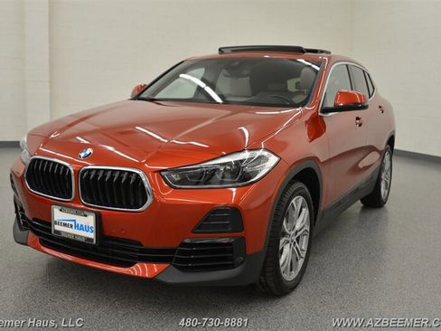 Used 2021 BMW X2 sDrive28i w/ Premium Package image 2