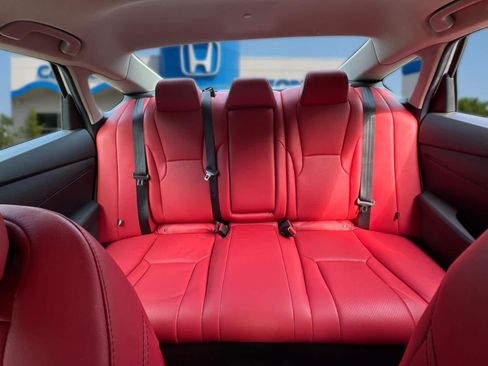 Used 2025 Honda Accord SE image 27