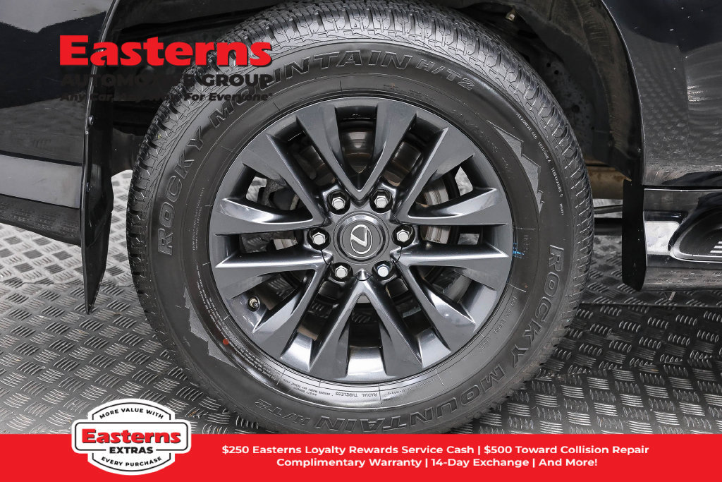 Used 2023 Lexus GX 460 Premium w/ Premium Package AWD/4WD image 34