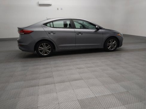 Used 2018 Hyundai Elantra Value Edition FWD image 10